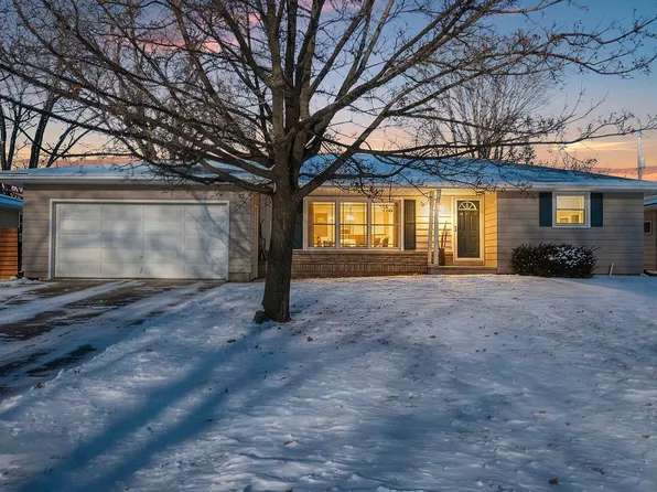 155 Custer Ct, Green Bay, WI 54301