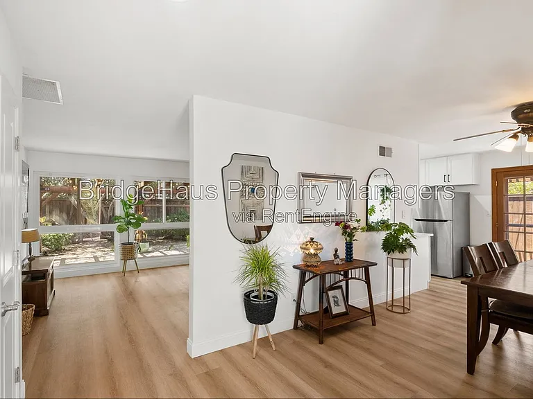1723 Ramon St — Photo 4