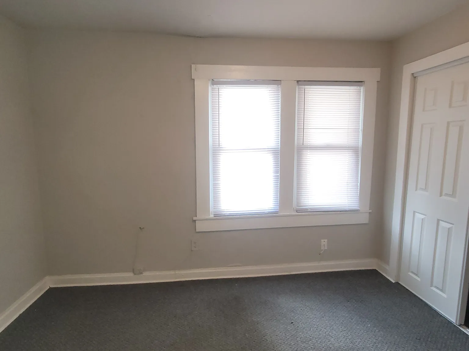 2001 Hall St. - Apt.... — Photo 4