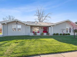 2122 Seven Pines Dr, Saint Louis, MO 63146