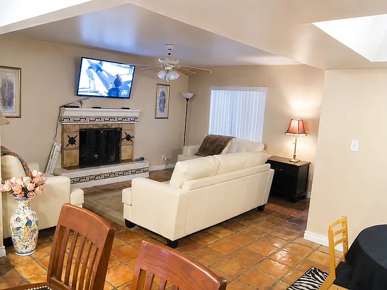 1301 W Rio Salado Pkwy — Photo 3