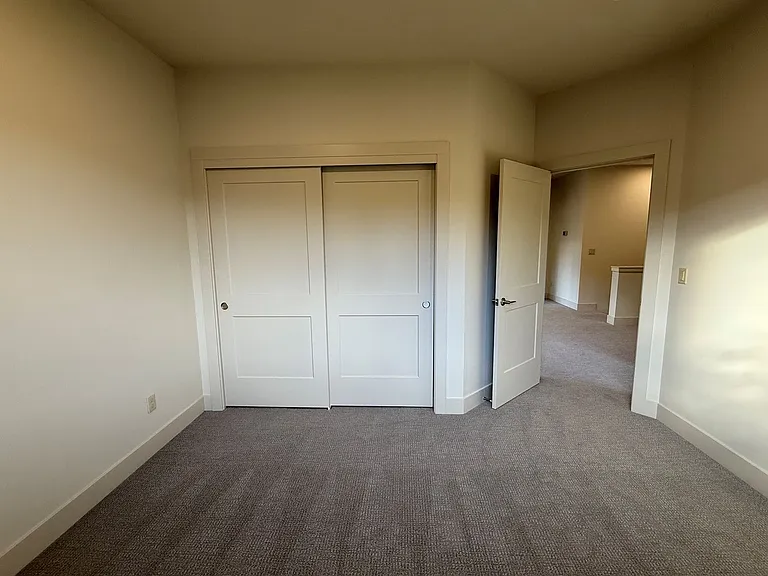 1722 Castlerock Ave — Photo 11