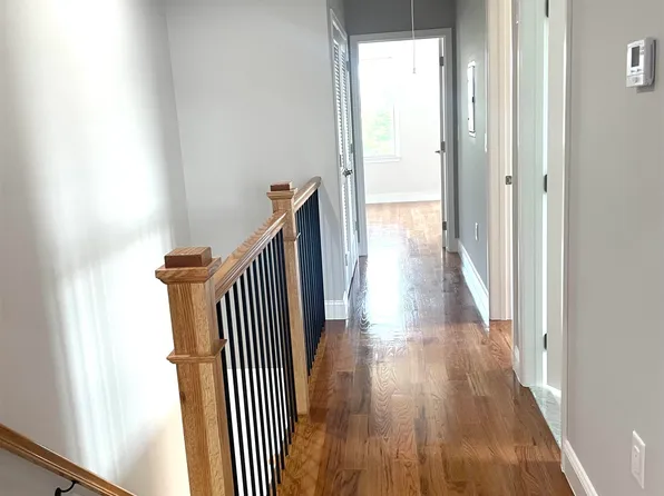 761 B 4th Street image 25 of 34