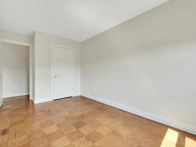 Elide House (2 Park) — Photo 14