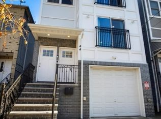 44 Wainwright St #1, Newark, NJ 07112