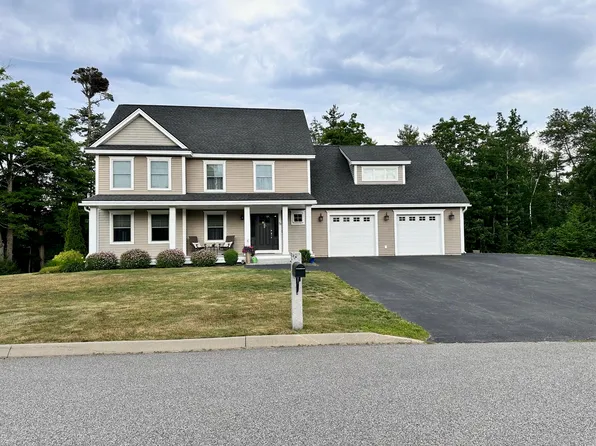 28 Trailside Circle, Saco, ME 04072