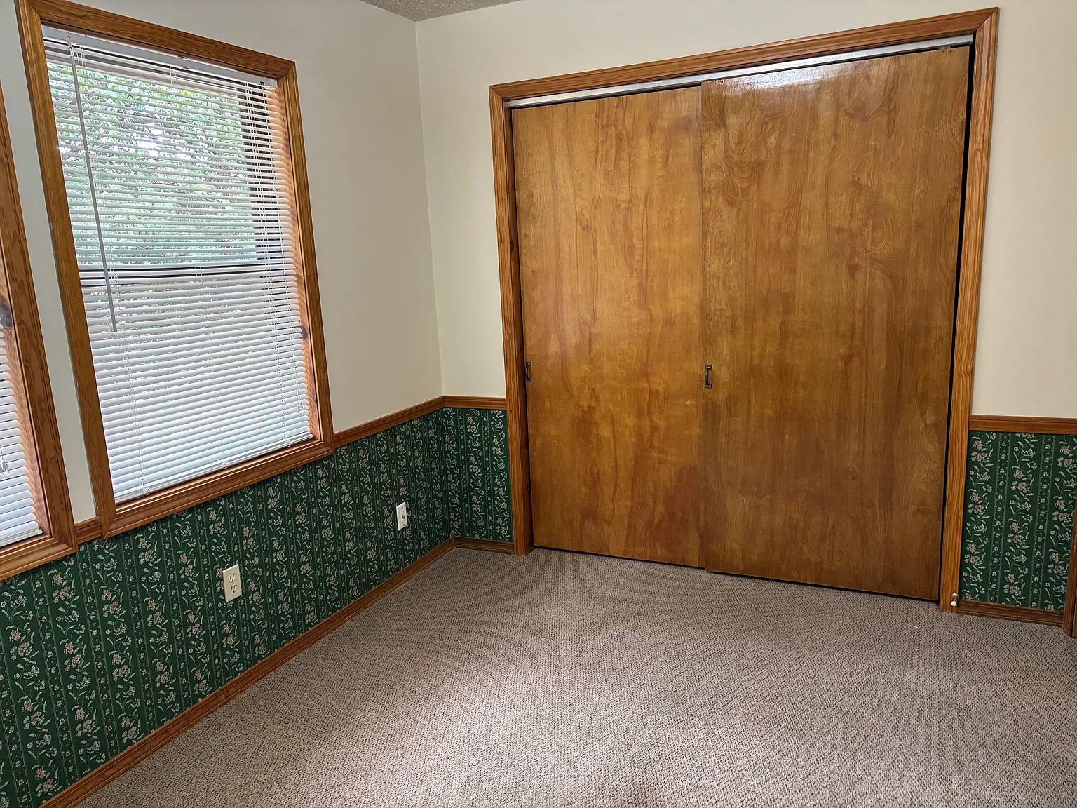 2 bed, 1904 sqft, $950 — Photo 4