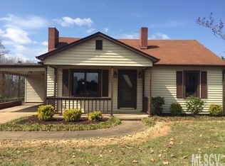 27 Colonial Ave, Granite Falls, NC 28630