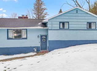 2020 Galaxy Dr, Vestal, NY 13850