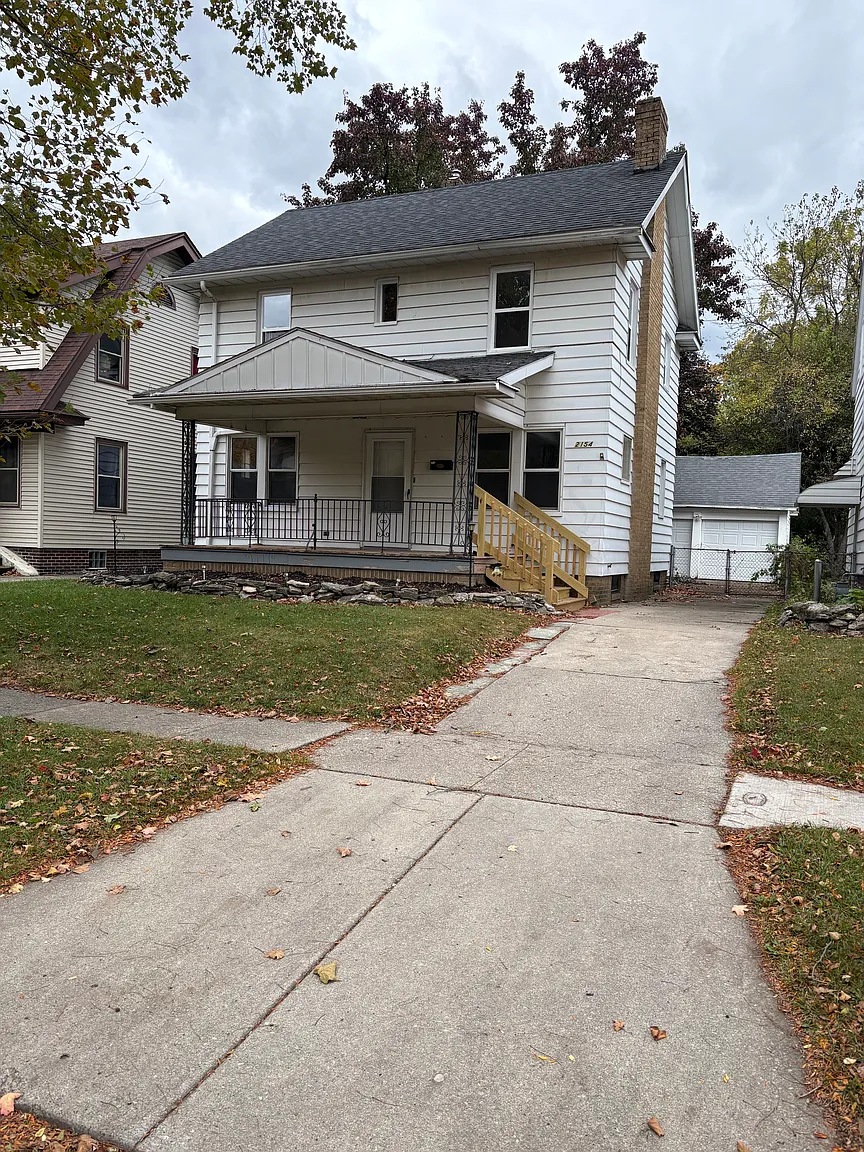 2154 Charlestown Ave photo 1