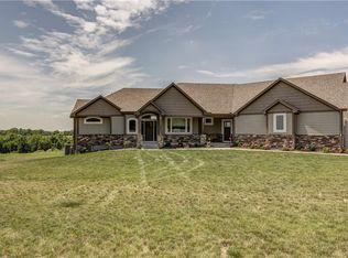 23326 S Victory Rd, Spring Hill, KS 66083