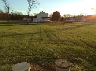 8408 Schoenfeld Dr, Eureka, MO 63025