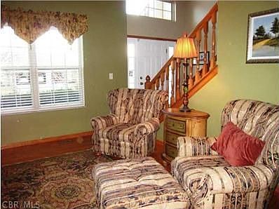 5th image of 6134 Clover Pl