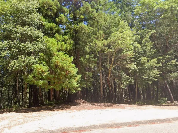 1860 Clover Drive, Willits, CA 95490