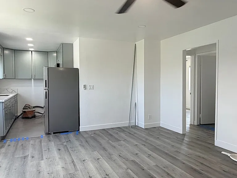 200 E Park Ave #4 — Photo 15