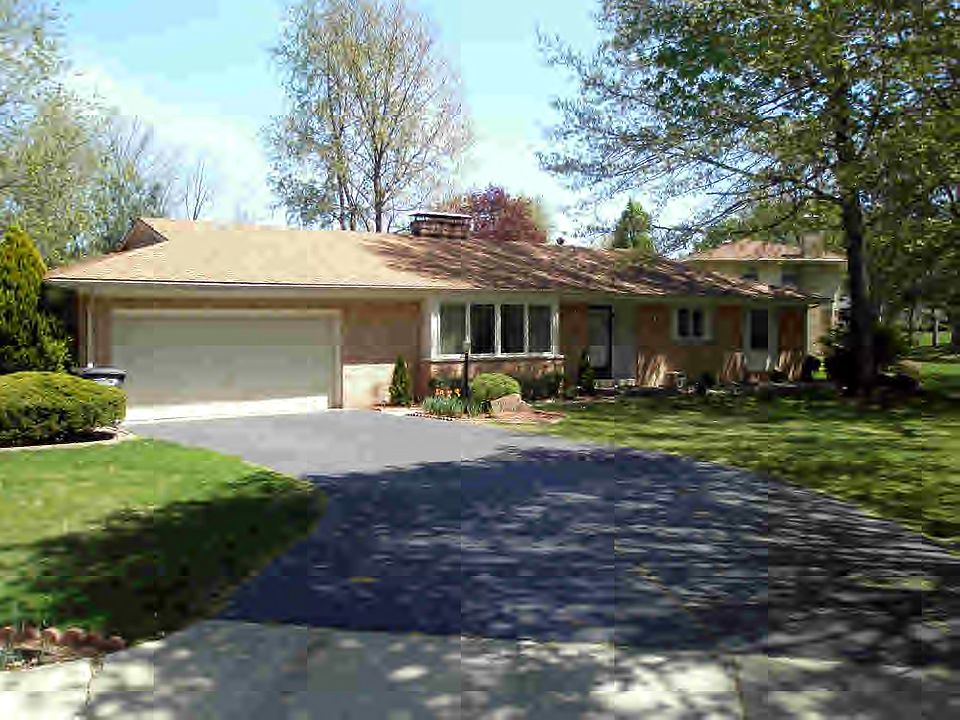 1st image of 29 Lakeshore Dr