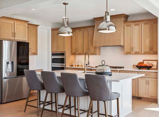 5502 Scenic Loop Run, Victoria, MN 55386