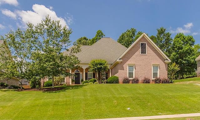 1st image of 981 Woody Hill Cir
