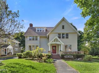 136 Pomeroy Ave, Pittsfield, MA 01201