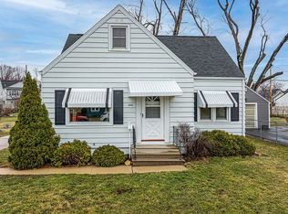 622 25th St NE, Cedar Rapids, IA 52402