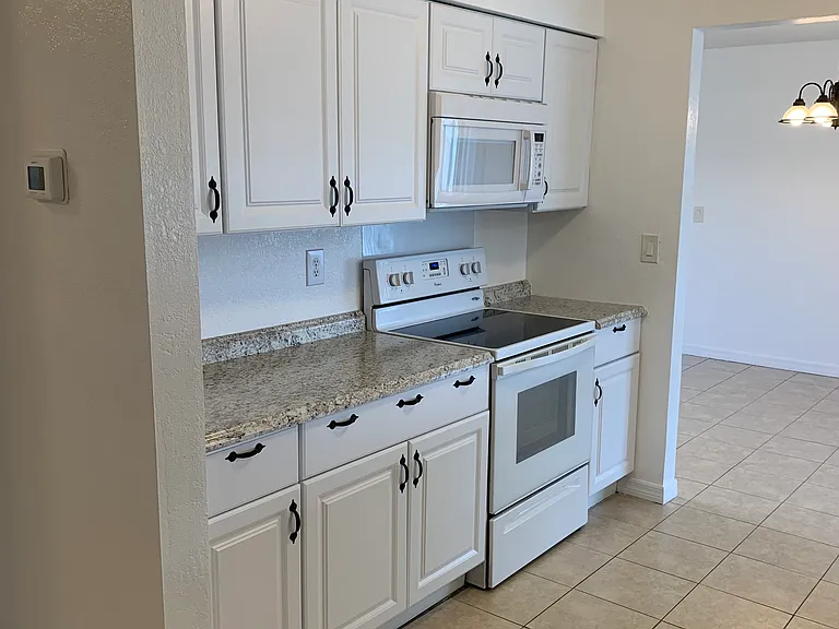 20190 Navajo Ln — Photo 16