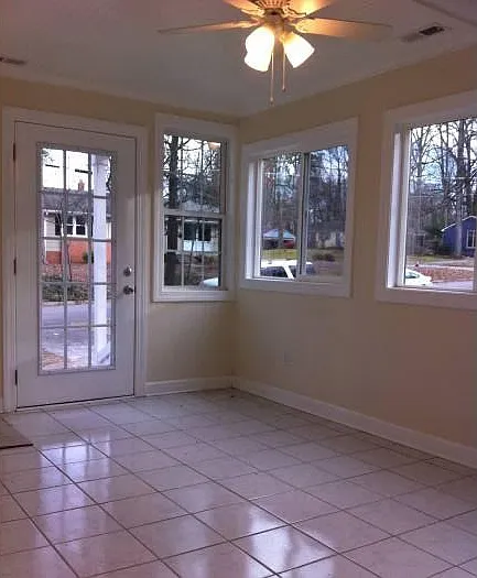Sunroom Empty