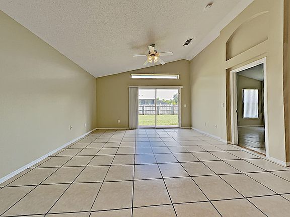 4th image of 13205 Glenbarrow Ct