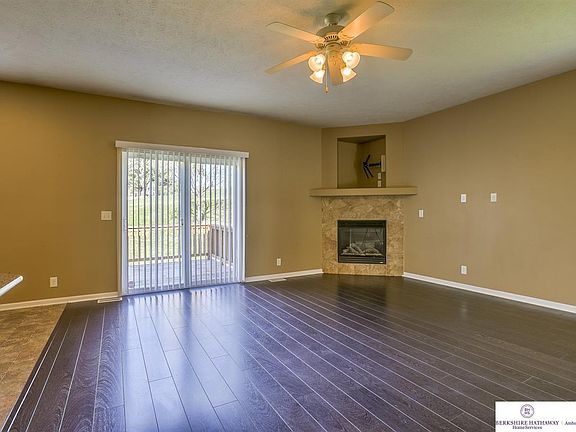 4th image of 14238 Newport Ave