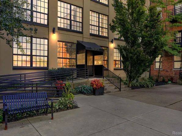 6533 E Jefferson Ave APT 603T, Detroit, MI 48207