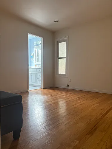 4910 Kingston Way Photo 1