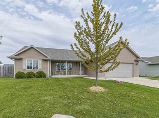 1758 County Clare Rd, De Pere, WI 54115