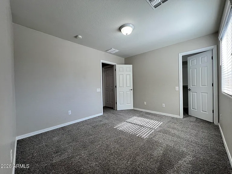 4642 S Carmine — Photo 27