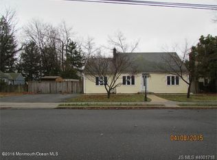 7 Sands Point Dr, Toms River, NJ