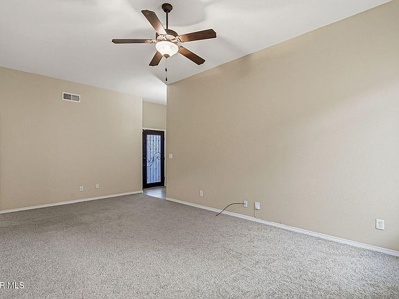 5th image of 3164 Hidden Valley Dr