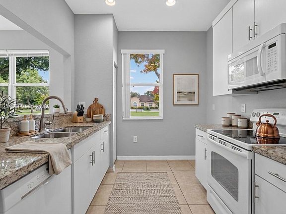 4th image of 23702 SW 110th Ave #23702