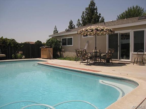 4th image of 15595 Sandalwood Ln