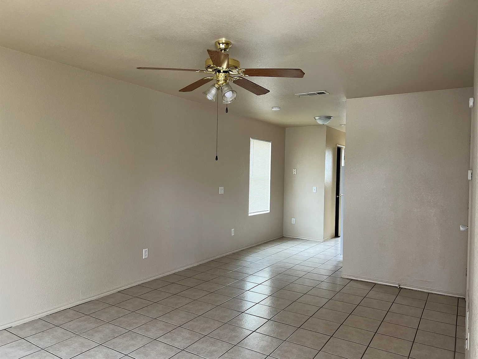 2007 Monte Carlo Lane - A — Photo 2