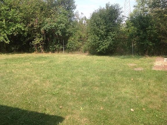 4th image of 4500 Balmoral Dr