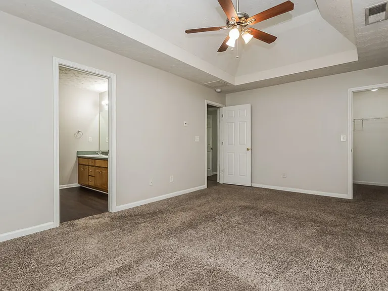 1002 Allegiance Dr — Photo 10