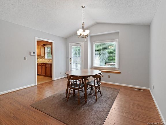 5th image of 1321 Modena St