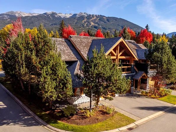 4855 Casabella Cres, Whistler, BC V8E 0Z4
