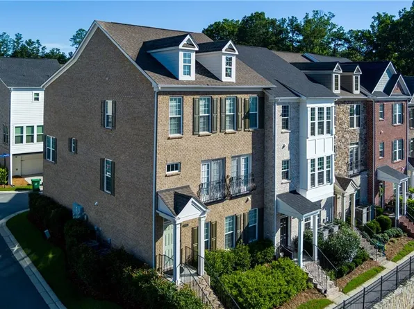 2051 Falls Park Way, Decatur, GA 30033