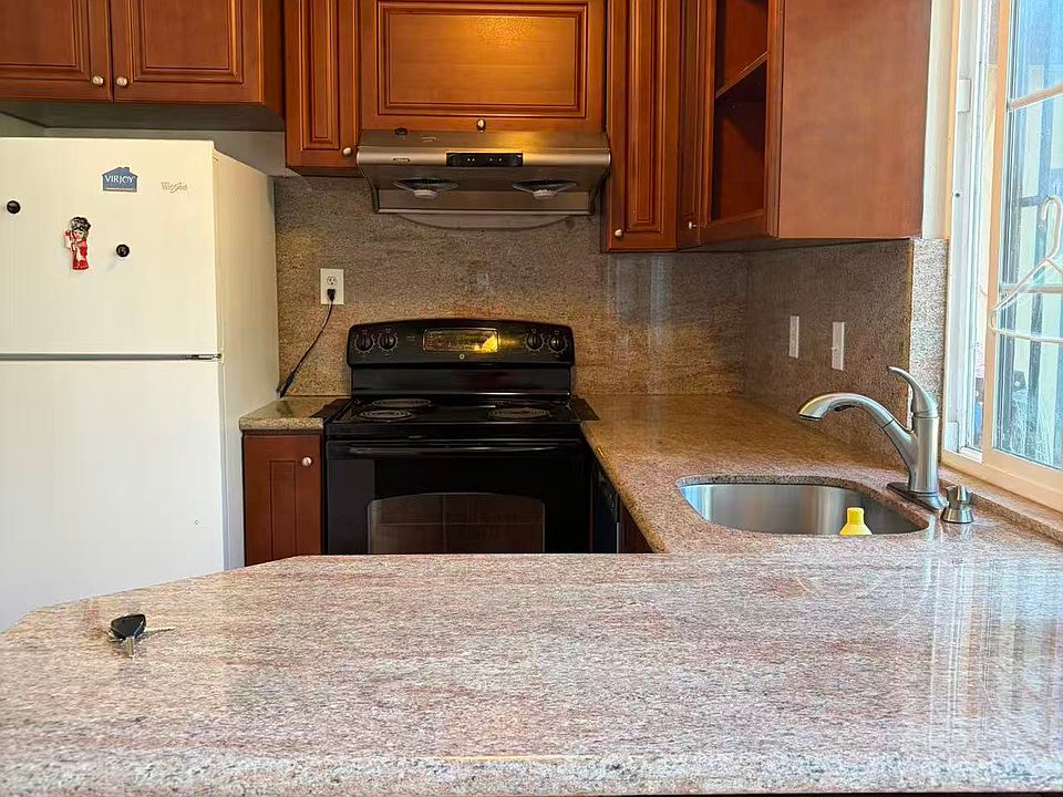1st image of 27521 Stromberg Ct