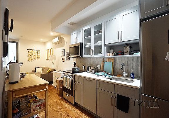 3rd image of 1016 Carroll St #2D