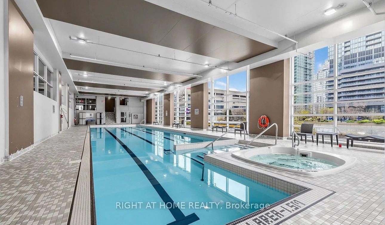 2 bed, $3,200 — Photo 2