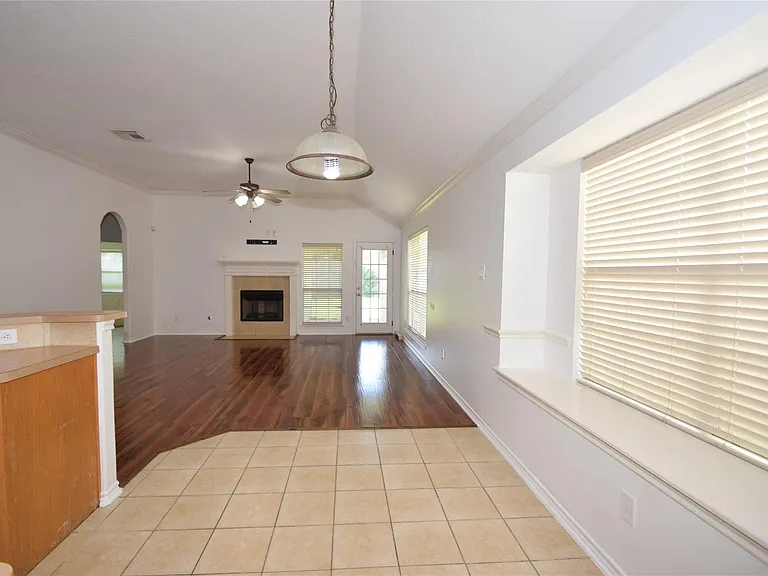 5726 Indigo Trails Dr — Photo 10