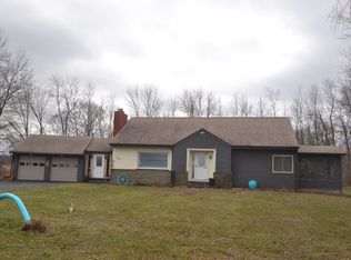 1725 State Rd, Webster, NY 14580