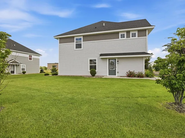 14300 Arctic Cir, Rosemount, MN 55068