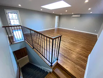 Rented by Salon Realty Corp