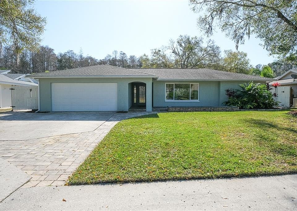 1st image of 2631 Winding Wood Dr